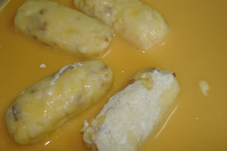 Croquetas egg wash