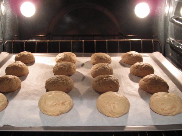 Peanut blossims baking