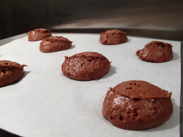 Whoopie pie batter scoops