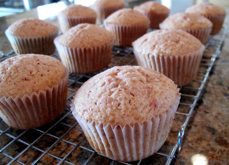 Strawberry cupcakes wire rack