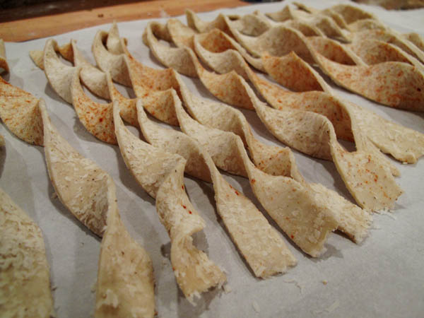 Parmesan cheese straws twist