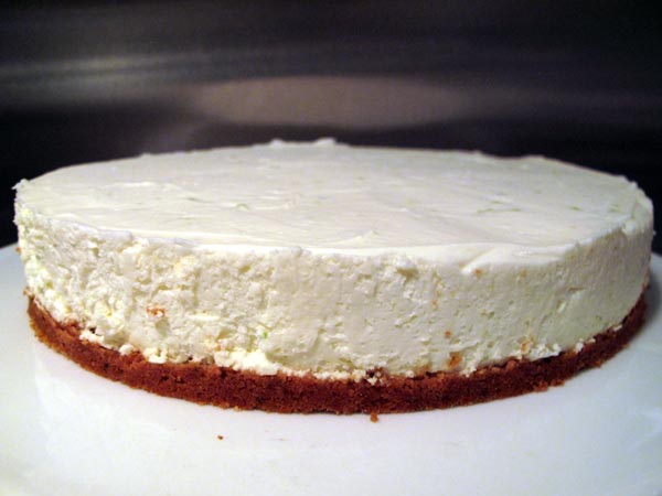 Creamy lime cheesecake