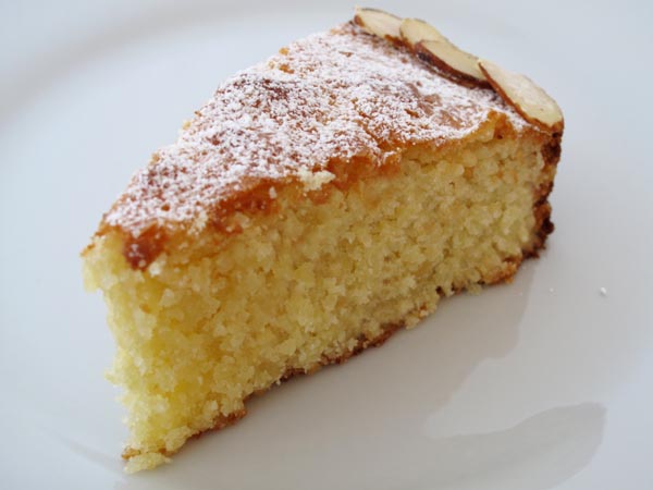 Almond cake slice
