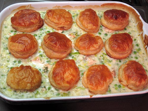 Salmon pot pie pan