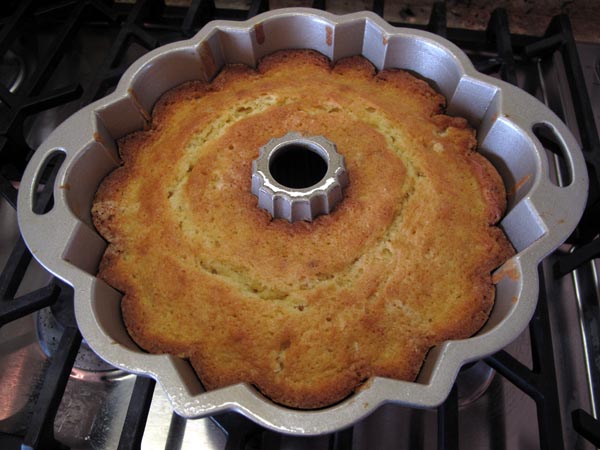Lemon bundt cake pan