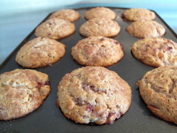 Easy Whole Cranberry Sauce Muffins tin