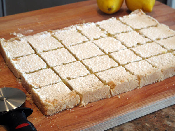 Lemon Squares Cut