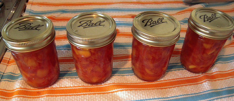 Peach jam lids