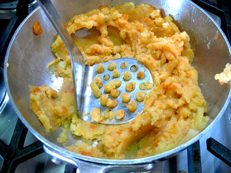 Carrot Mashed Potatoes masher