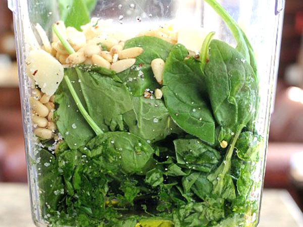 Pesto ingredients