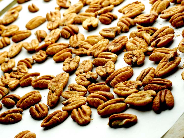 Toasted pecans