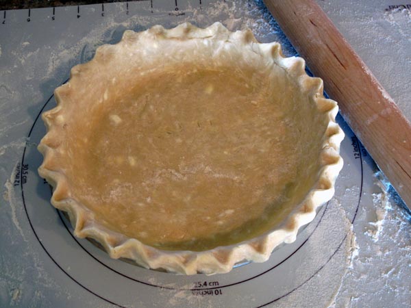 Pie dough crimped