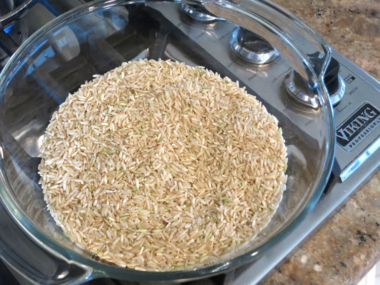 Brown rice dish