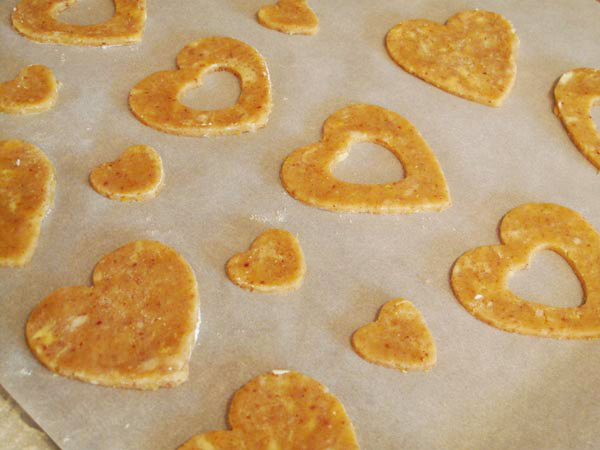 Linzer cookie cutouts1